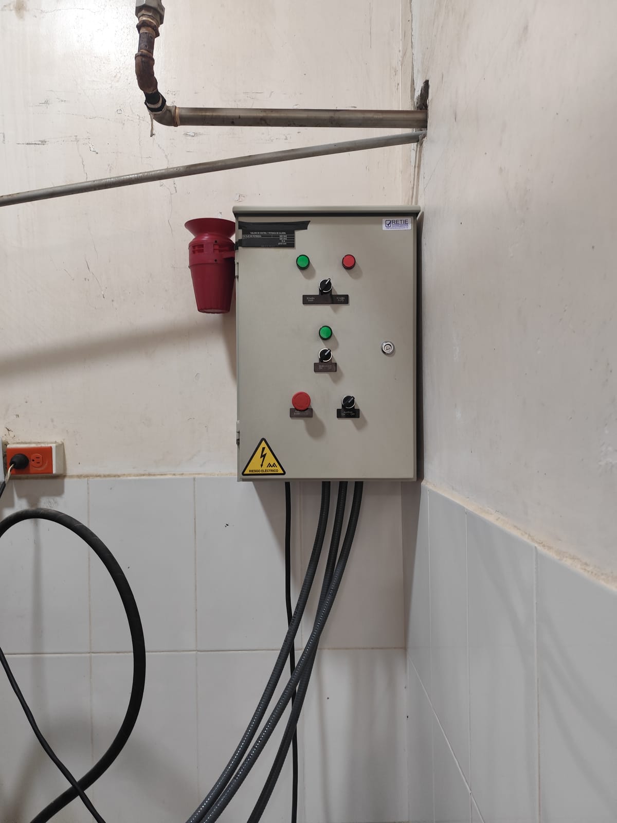 Instalación Eléctrica, Seguridad y Control para Calderas Industriales de Vapor y Gas - Imagen 1