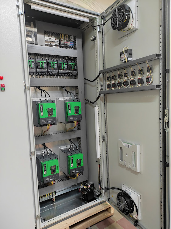 Ensamble de Tableros Eléctricos Industriales y Gabinetes Bajo Norma RETIE - Imagen 4