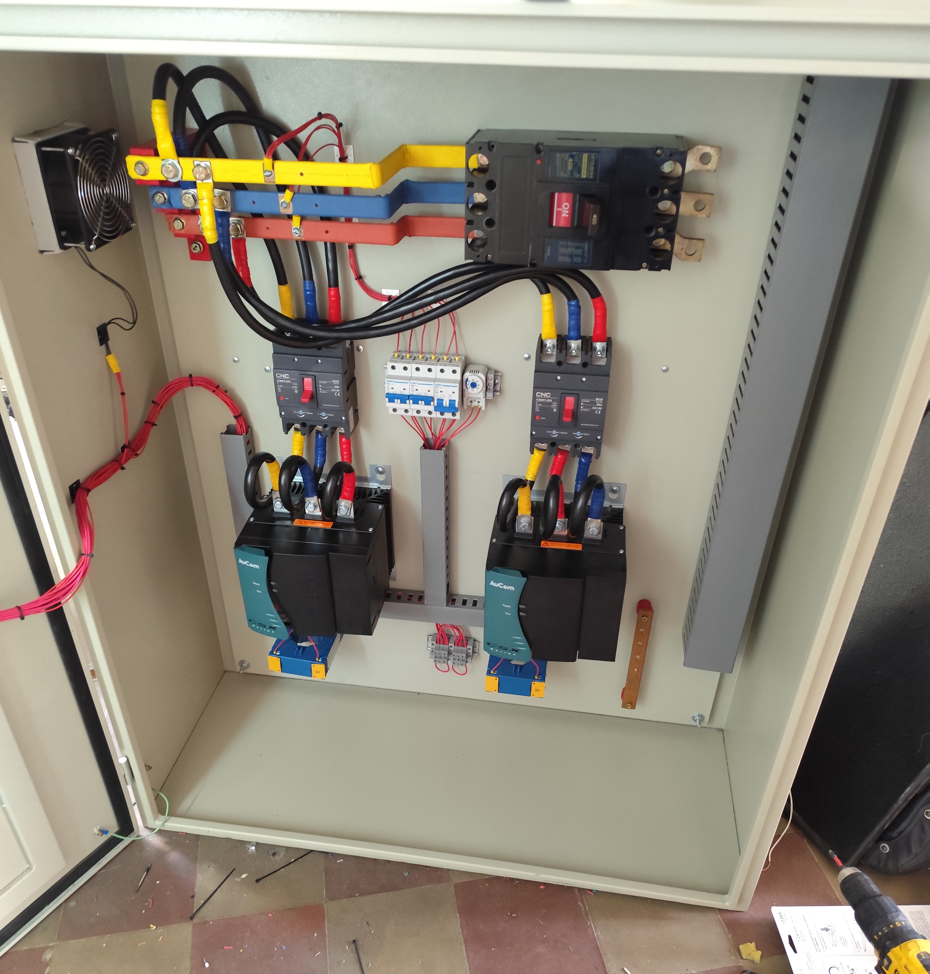 Configuración y Puesta en Marcha de Arrancadores Suaves para Equipos Industriales - Imagen 1